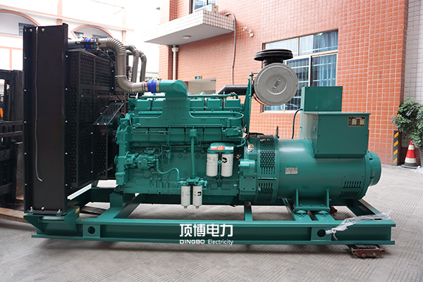 康明斯柴油發(fā)電機組冷卻系統(tǒng)的工作原理介紹