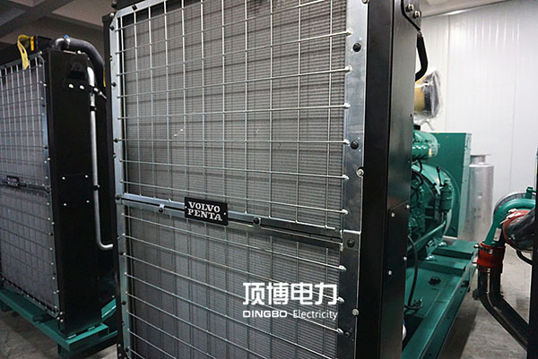 選購(gòu)指南｜柴油發(fā)電機(jī)組銅質(zhì)水箱和鋁質(zhì)水箱該如何選擇？