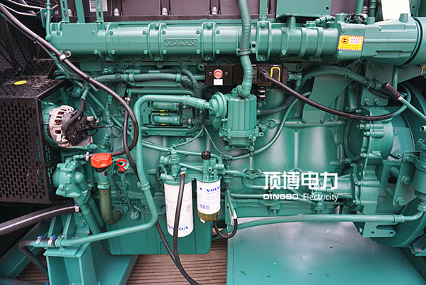 為什么當環(huán)境溫度10℃以下時柴油發(fā)電機組就會起動困難？