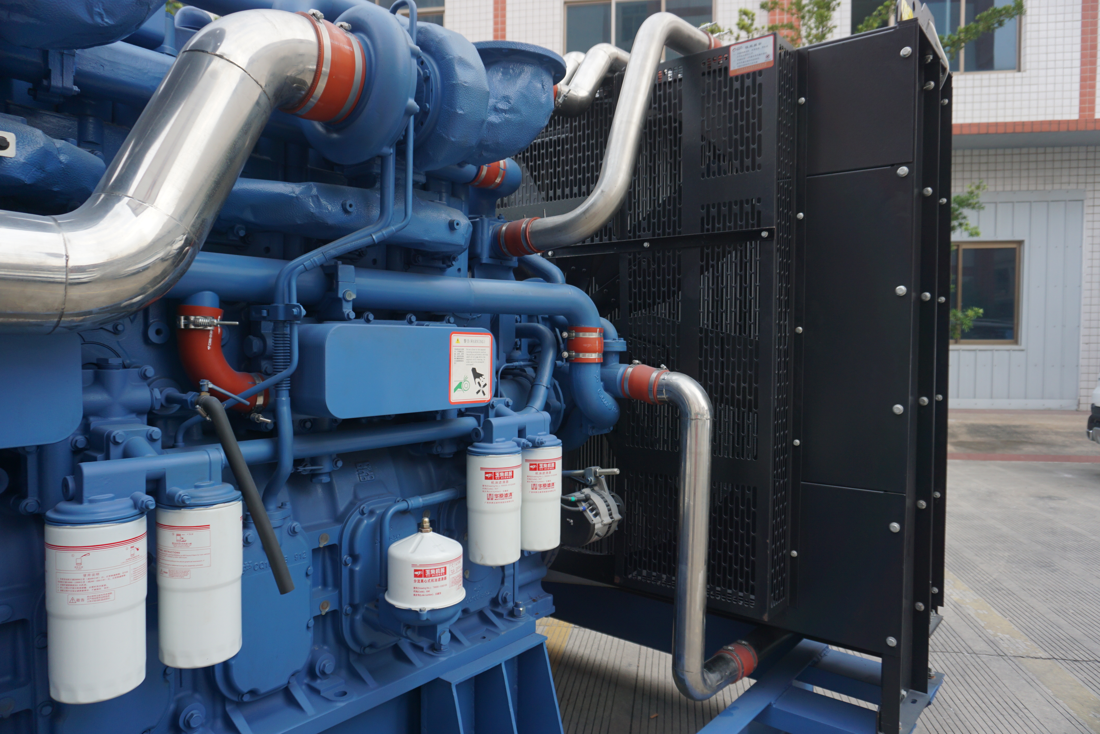 玉柴成功澆注出全球首臺(tái)鑄態(tài)QT900-2高強(qiáng)度高剛性球墨鑄鐵氣缸體