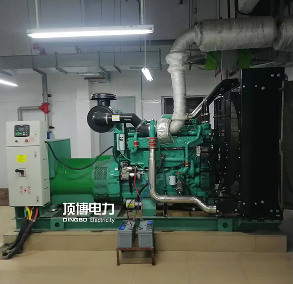 開關(guān)設(shè)備維護(hù)對于工業(yè)柴油發(fā)電機(jī)的安全可靠運(yùn)行至關(guān)重要