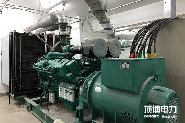 為什么要排出工業(yè)柴油發(fā)電機中的陳舊柴油？如何安全排出？